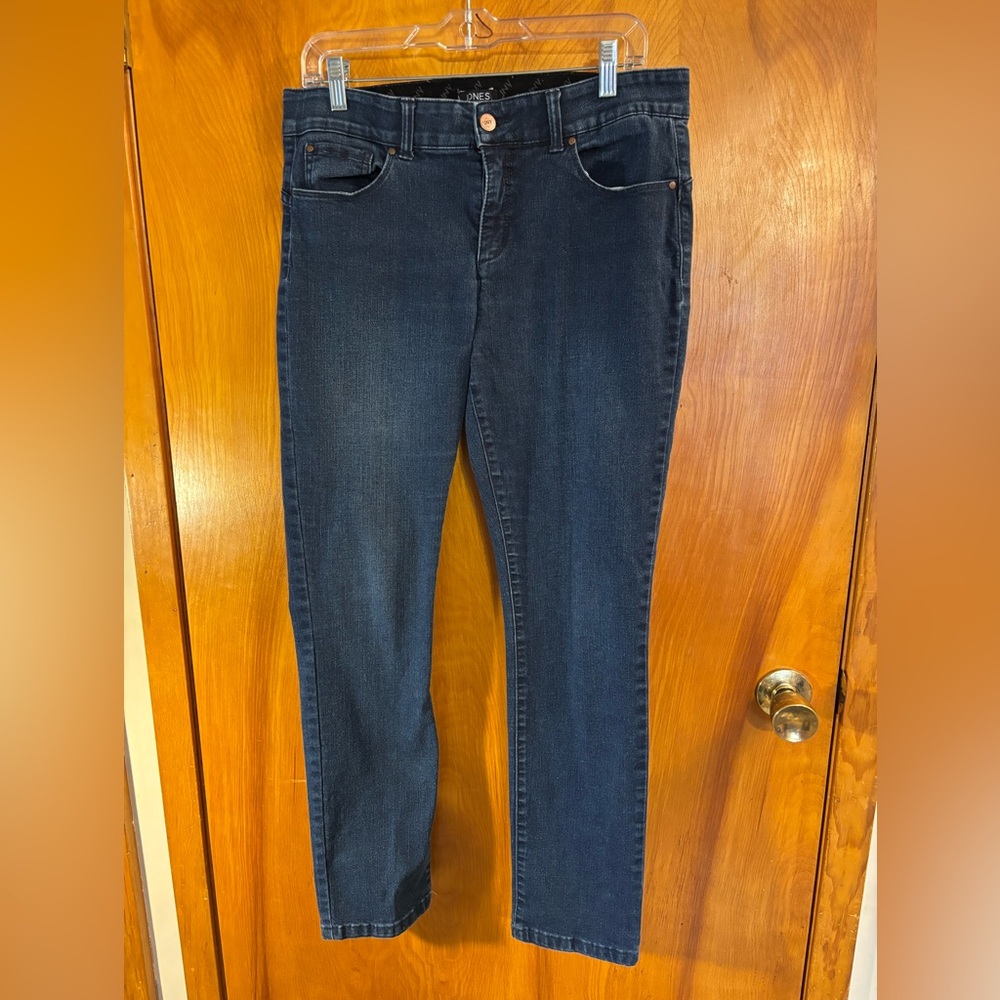 Jones New York Dark Blue Straight Leg Jeans with elastic on waistband